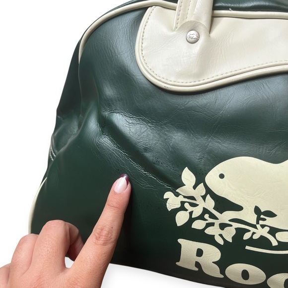 👜 Vintage Roots Canada Beaver Logo Bowling Duffle Bag - Green & Cream - Picture 15 of 16